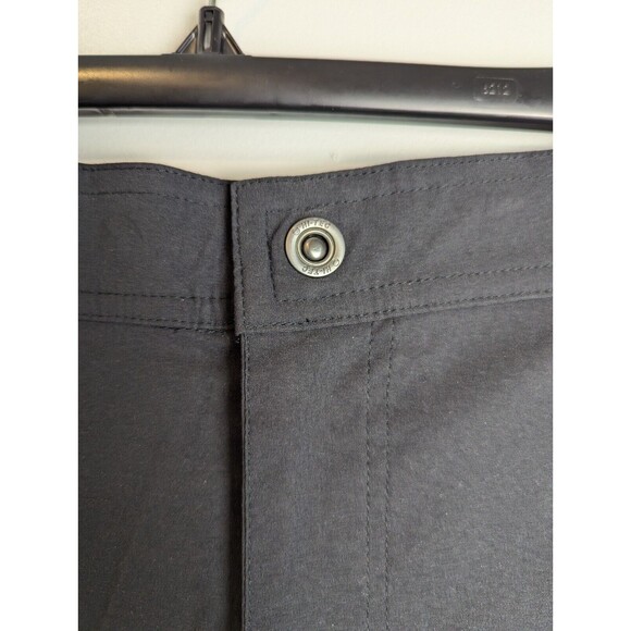 Hi-Tec Women's Mona Stretch Weekend Shorts Size M Black Hiking Comfort Water 4" - Picture 2 of 8